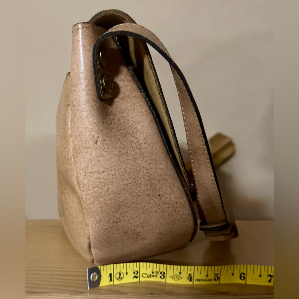 Patricia Nash Natural Tooled Rosolini Leather Saddle Bag-NEW - Picture 8 of 16